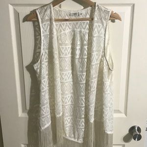 Sleeveless Cardigan with Fringe
